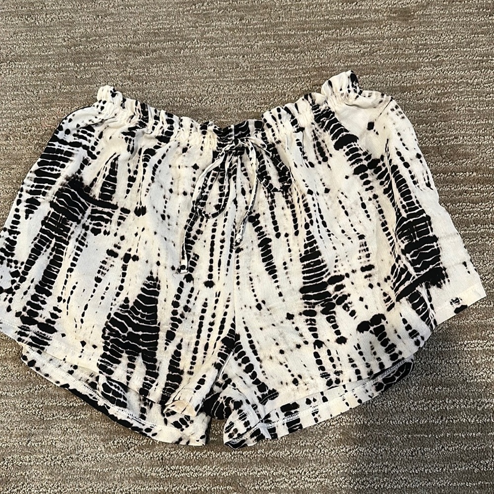Flowy shorts